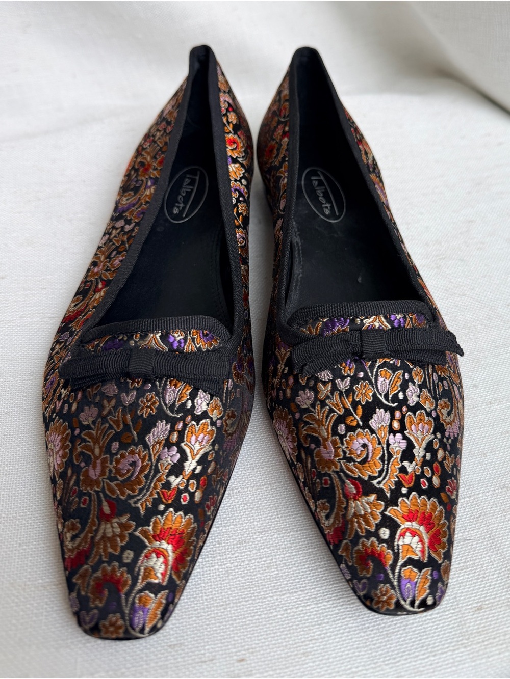 Talbots Floral Brocade Bow Low Heel Flats – Women’s Size 7.5 B